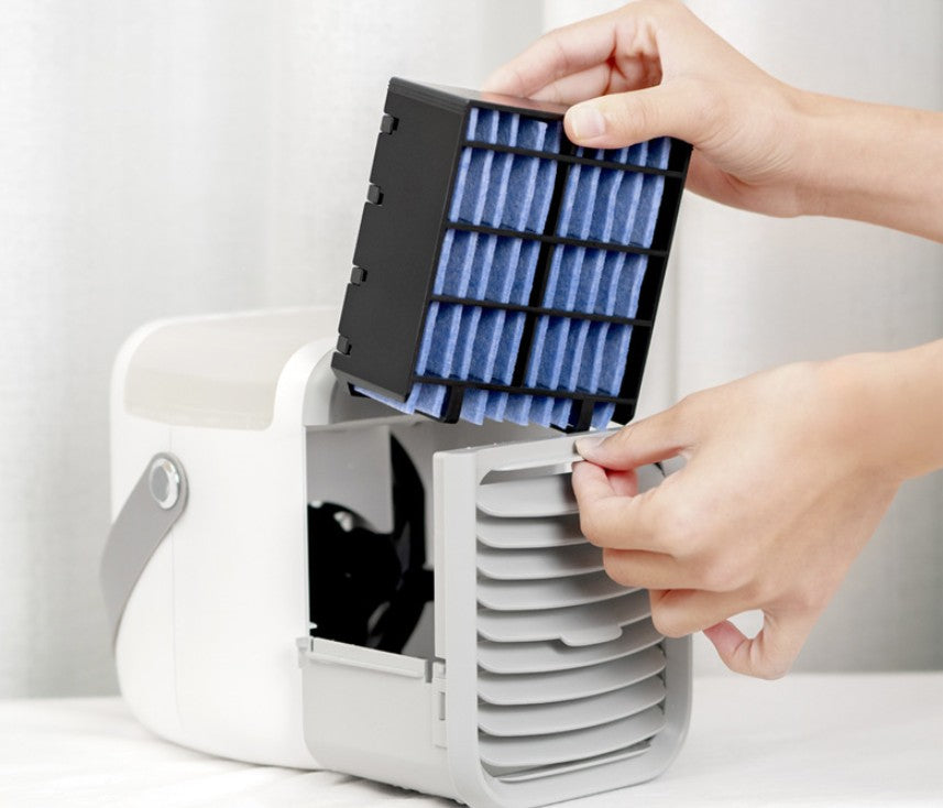 Ventilador USB Portátil con Enfriamiento por Agua Recargable
